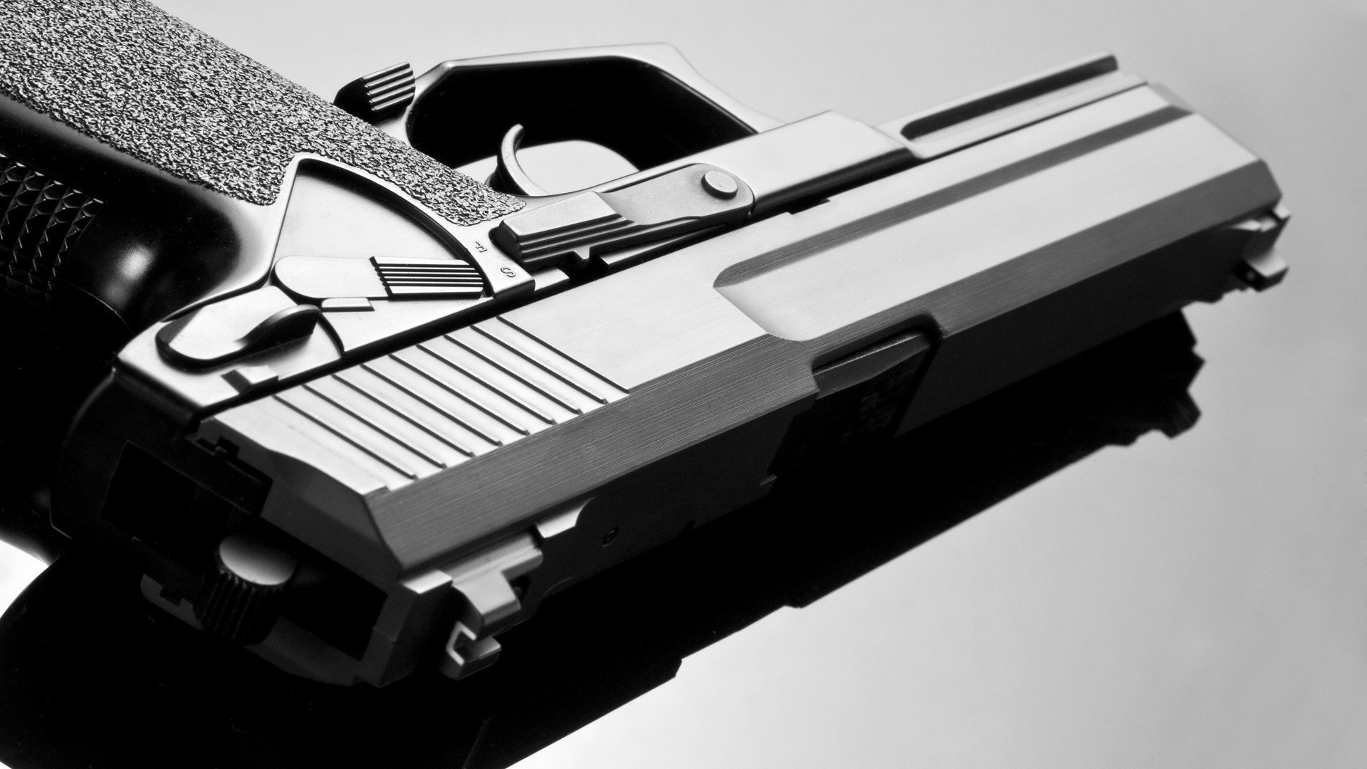 西甲裁判团队引入语言模型提高多国籍球员间语义公正性，西甲裁判安排